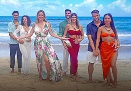 La presentadora Sandra Barneda junto a algunas parejas concursantes de 'La isla de las Tentaciones'.