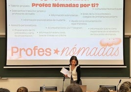 Sonia Cardona, creadora de Profes Nómadas, durante una ponencia en la UV.