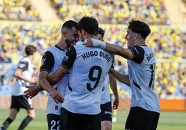 Hugo Duro, Luis Rioja y Diego López celebrando el segundo gol ante Las Palmas.