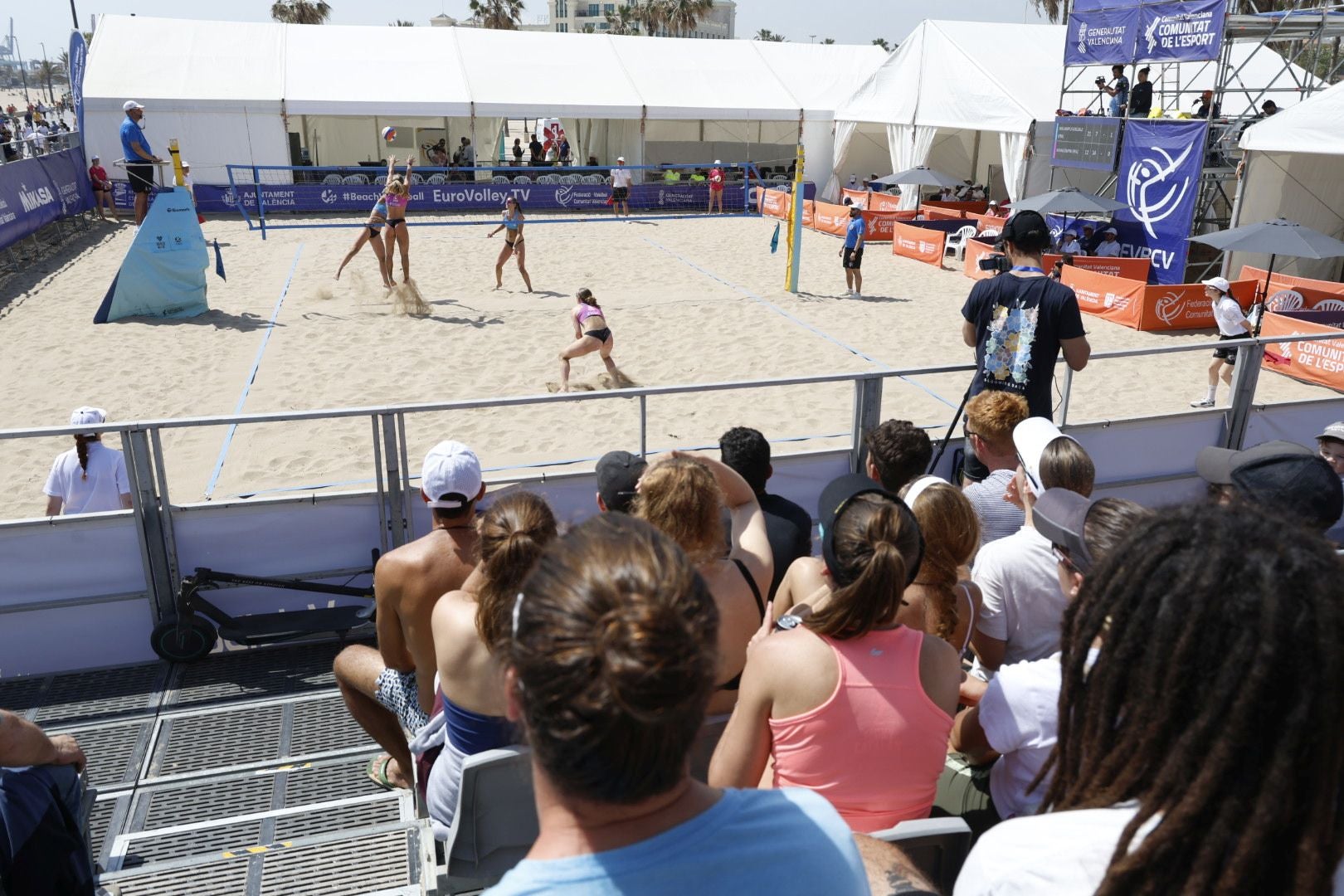 FOTOS | Beach Pro Tour Future de voley playa en Valencia
