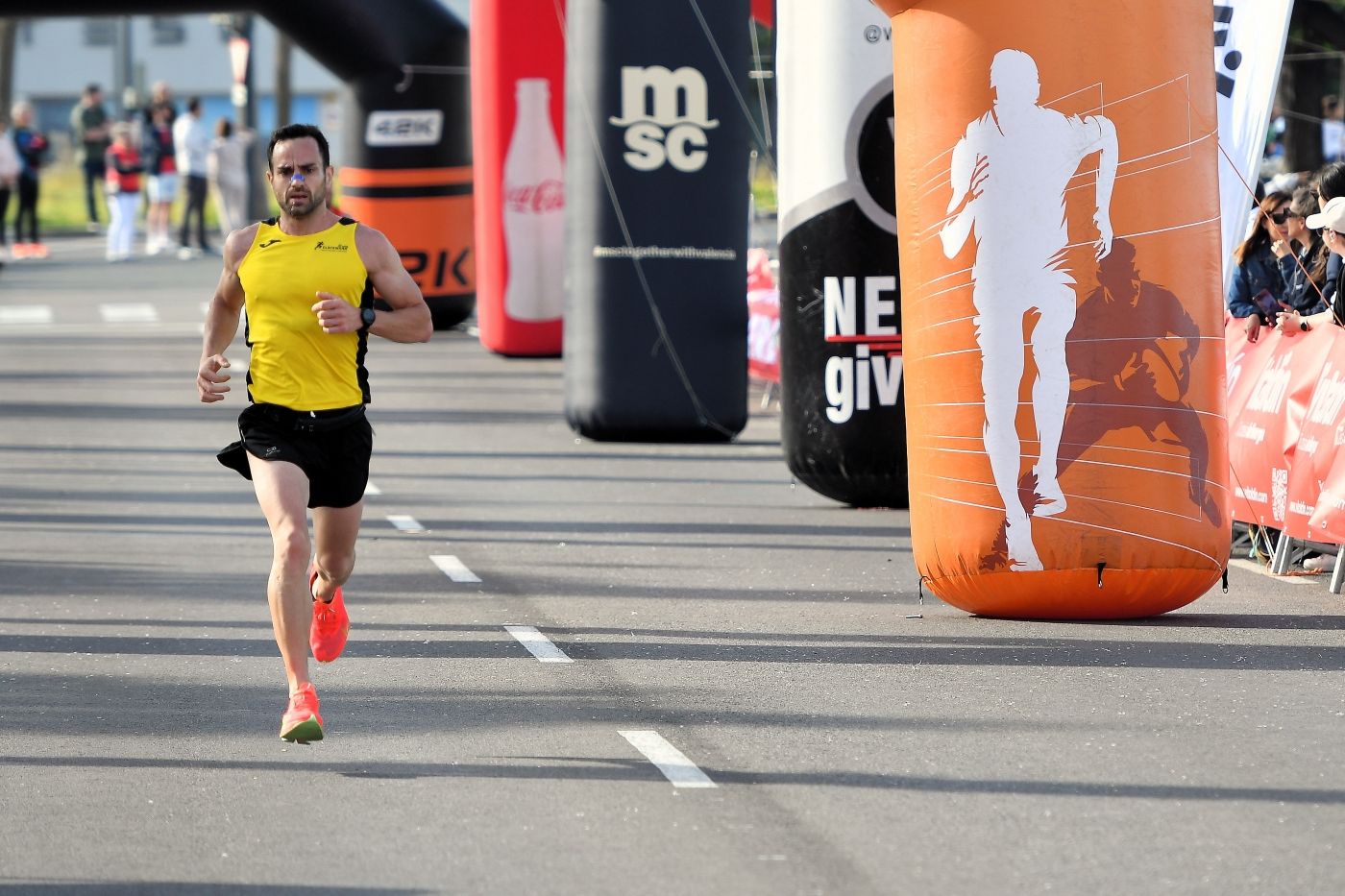 FOTOS | Búscate en la XII Carrera de Empresas de Valencia