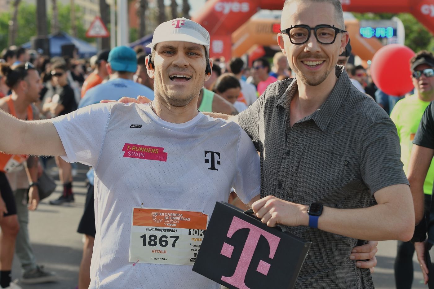 FOTOS | Búscate en la XII Carrera de Empresas de Valencia