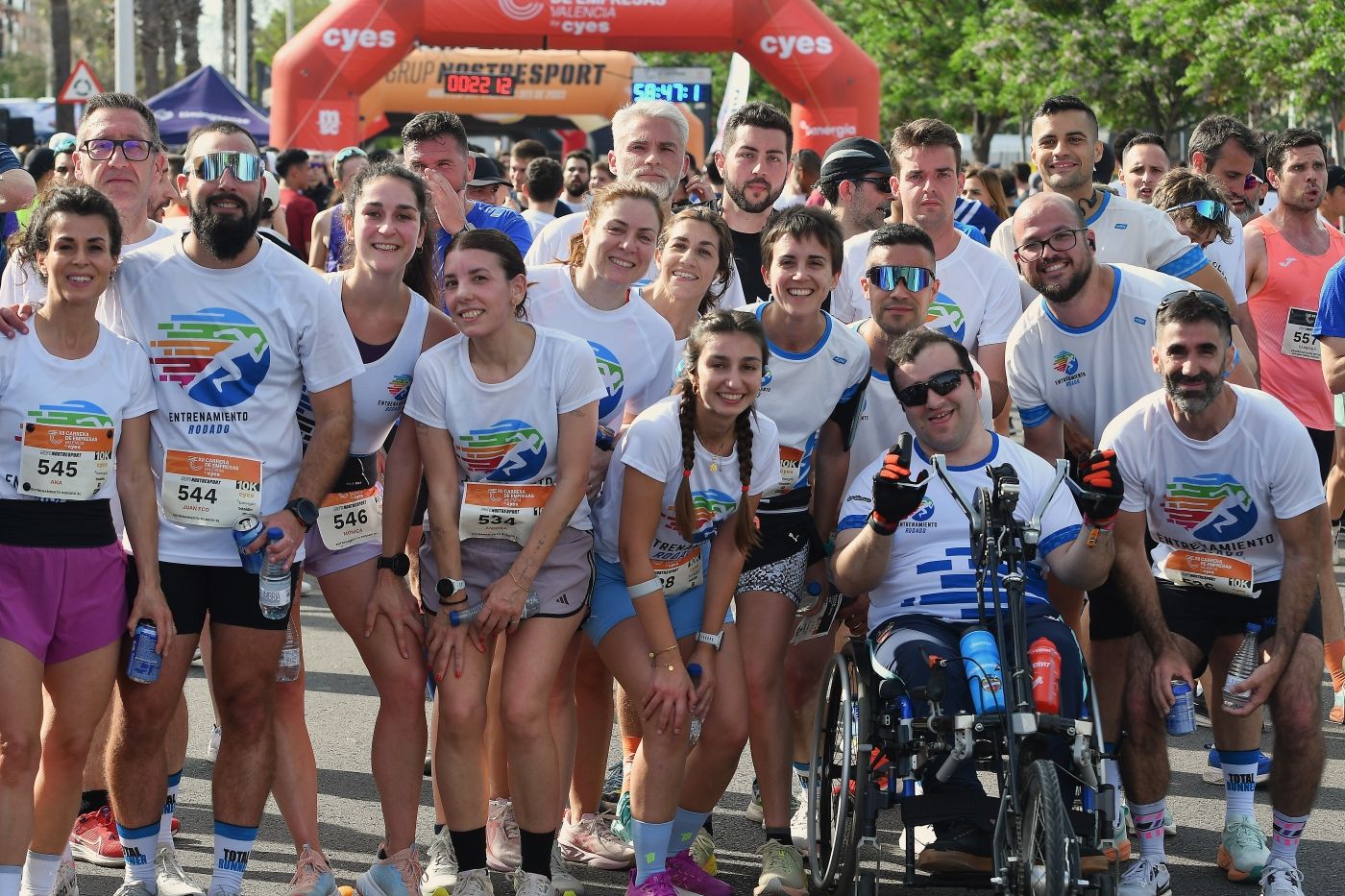 FOTOS | Búscate en la XII Carrera de Empresas de Valencia