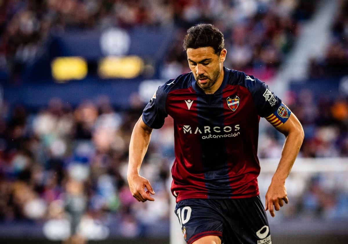 El Levante luce unas camisetas especiales por el Día de la Madre