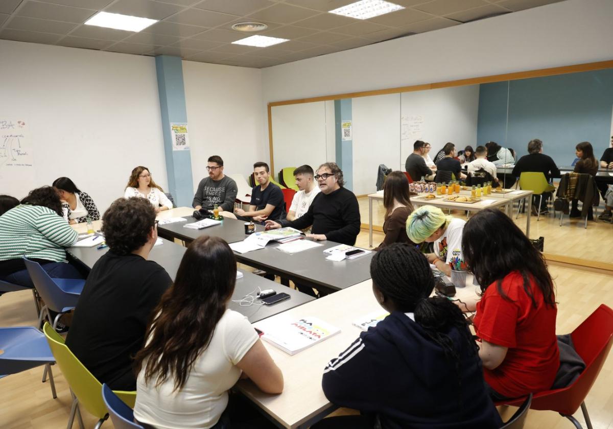 La juventud debate sobre sostenibilidad en 'Imagina Mislata'