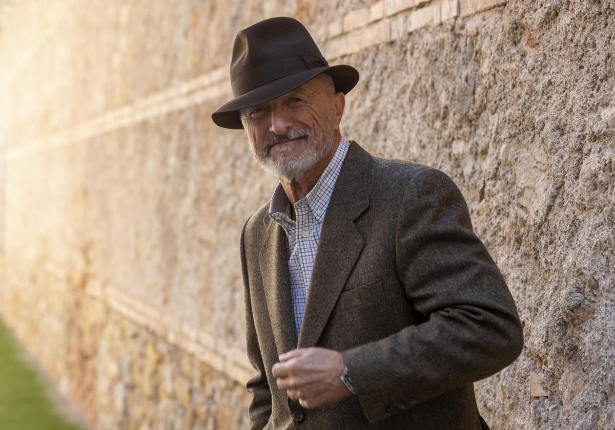 El libro que Arturo Pérez-Reverte recomienda leer vivamente: «Una de las mejores novelas históricas que se han escrito»