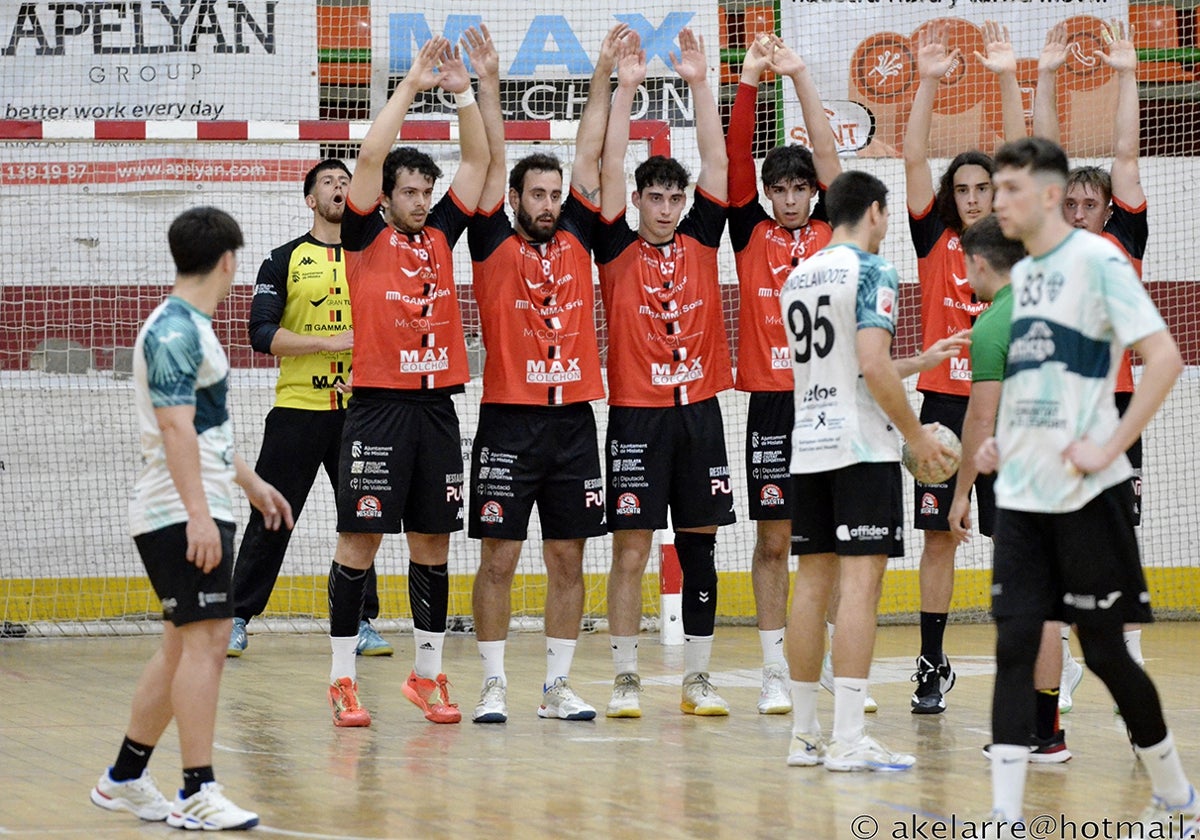 El Balonmano Mislata logra la machada y se clasifica para el Campeonato de España