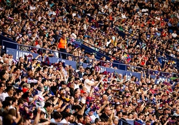 El Levante lamenta los cánticos de su afición contra el Tenerife