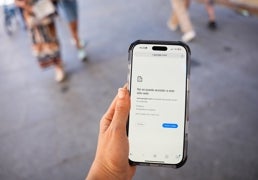 Las secuelas del apagón: móviles 'locos', falta de wifi y televisión 'en diferido'