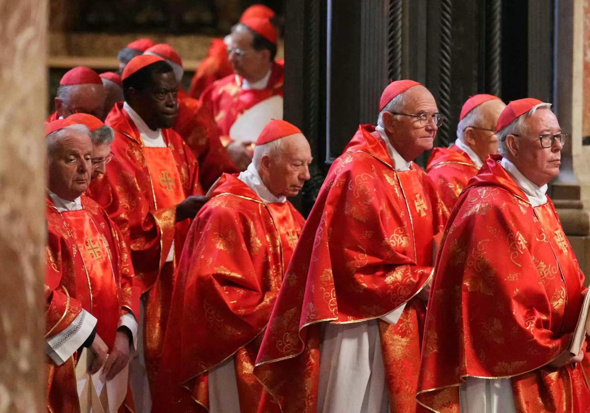 ¿Cómo se elige el nombre del nuevo Papa?