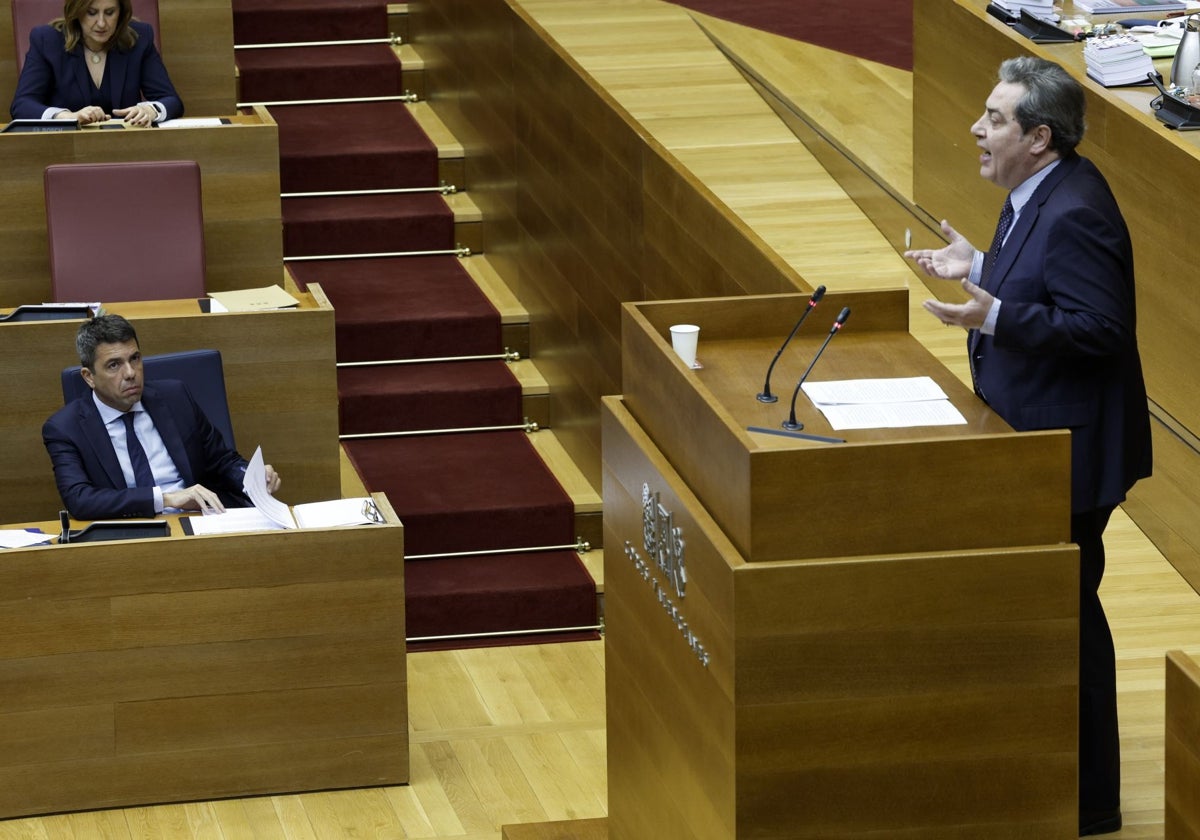 Afectados por la dana estudian una denuncia contra el portavoz de Vox en Les Corts por injurias