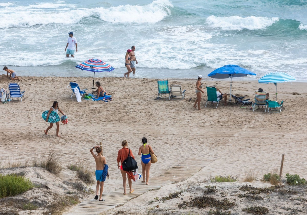 Empresas empiezan a ofrecer vacaciones extra para fidelizar a sus empleados