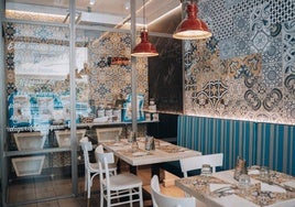 Interior del local convertido en un auténtico salón italiano.