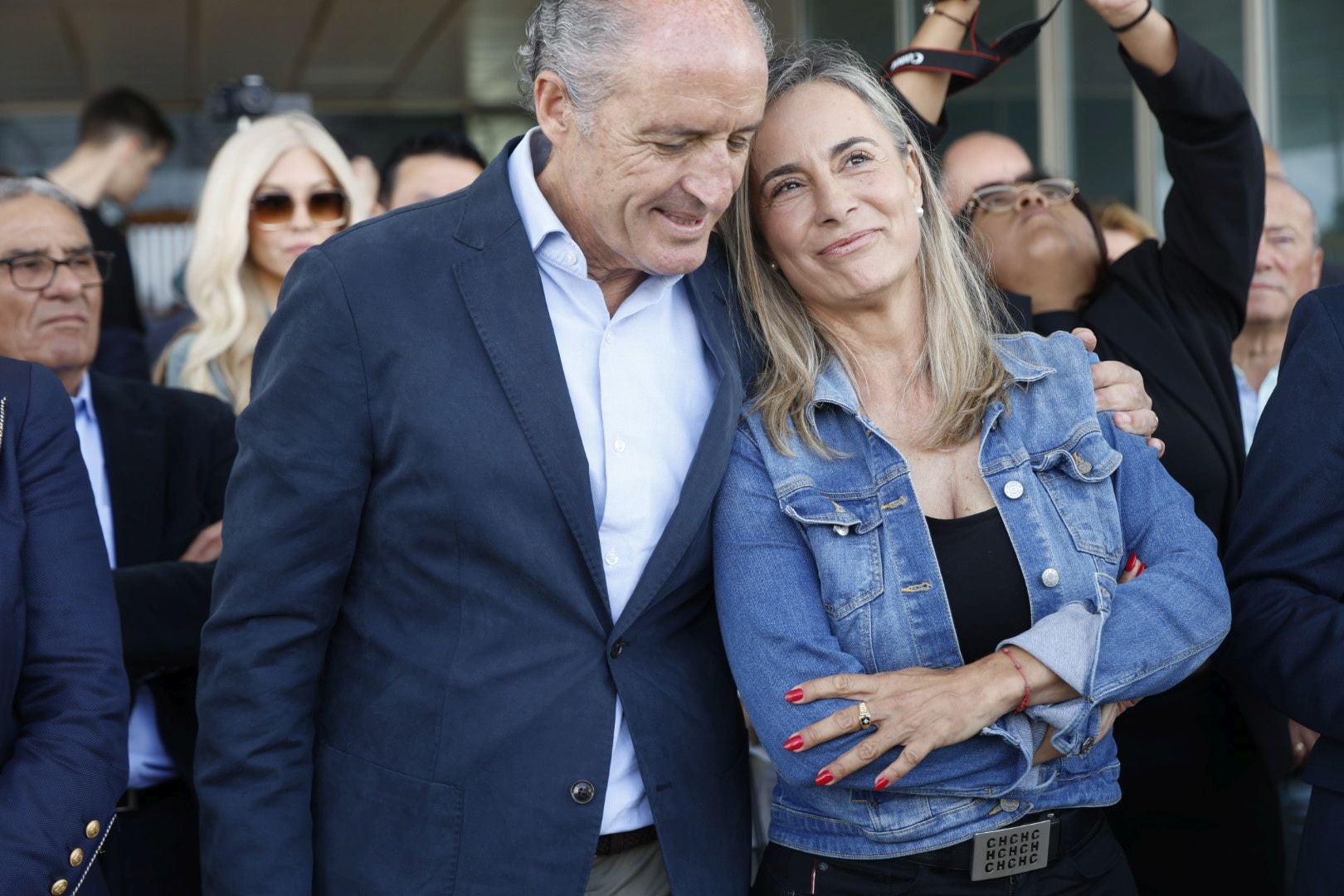 Fotos: los asistentes al mitin de Camps en Valencia