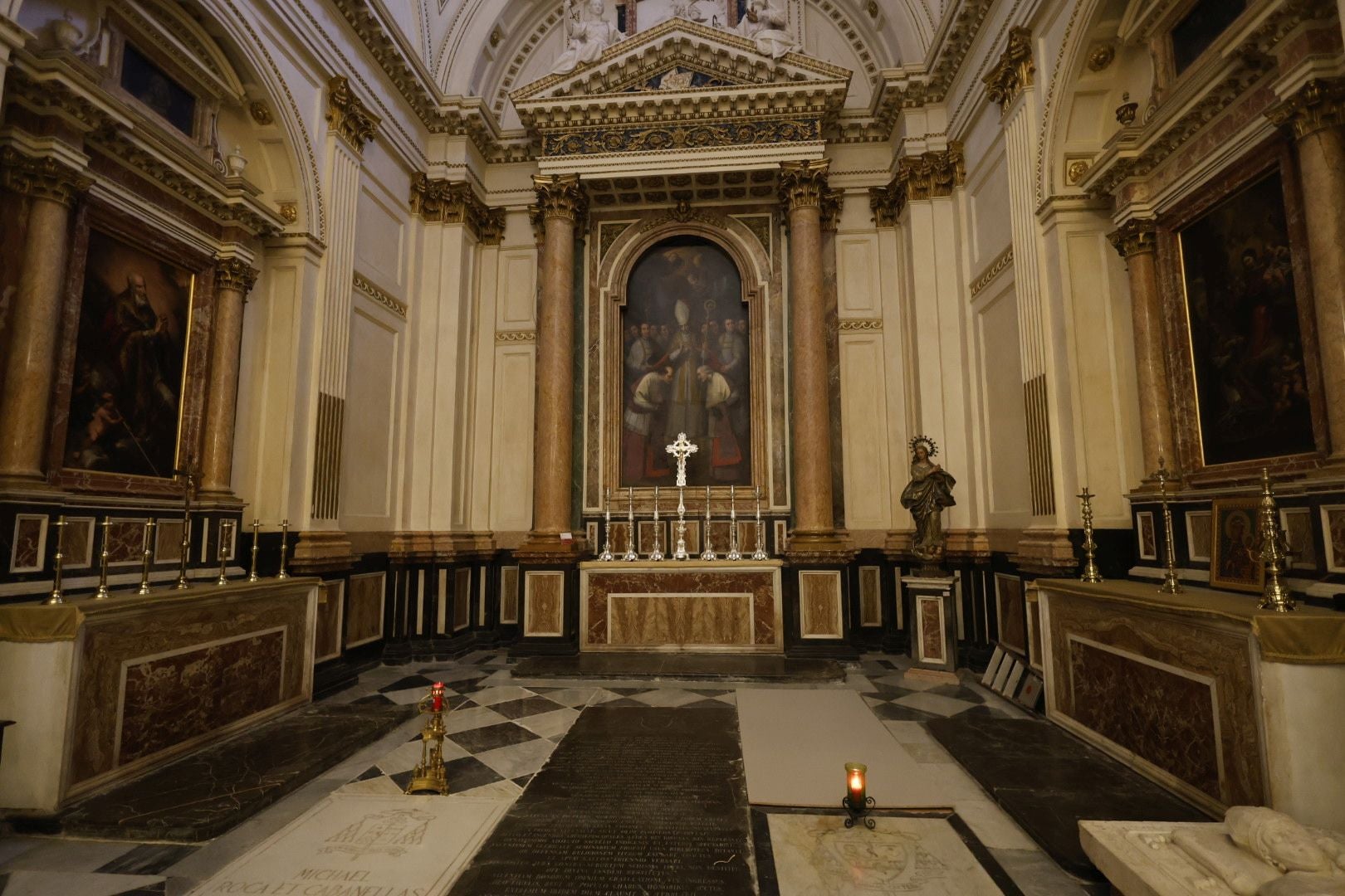 El pueblo valenciano se prepara para vivir una fiesta de la Virgen marcada por la dana