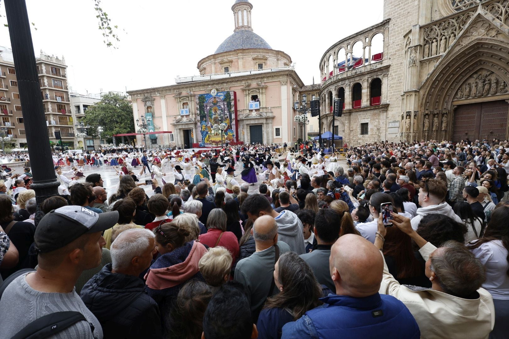 El pueblo valenciano se prepara para vivir una fiesta de la Virgen marcada por la dana