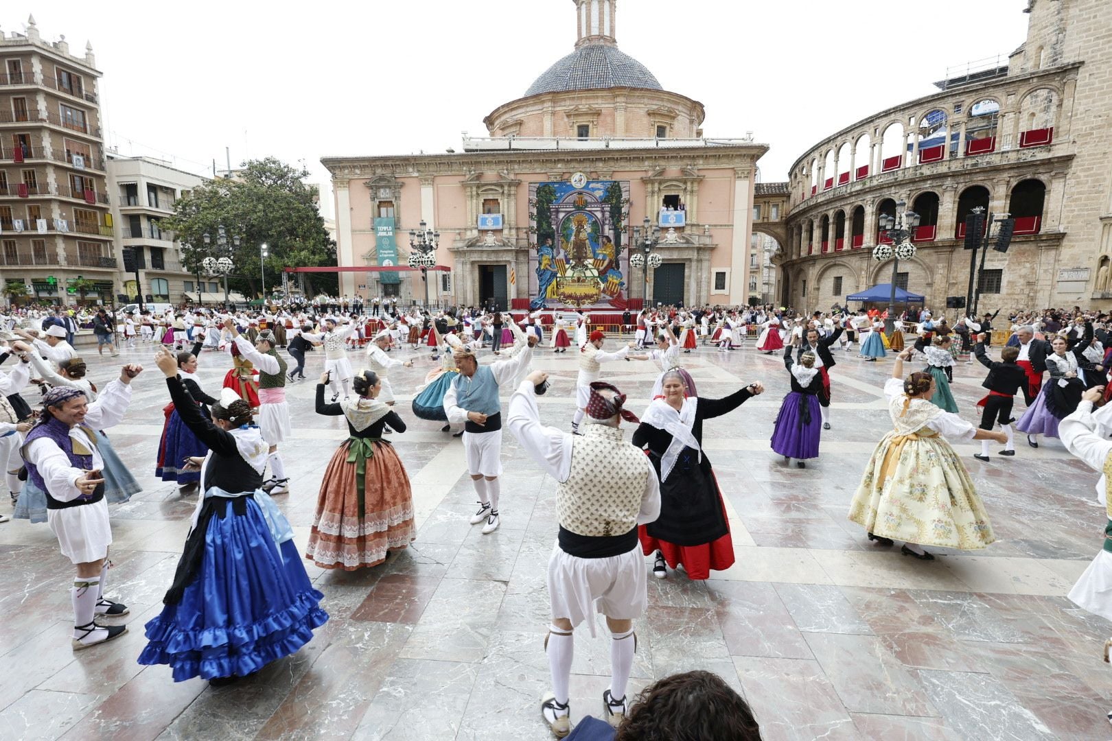 El pueblo valenciano se prepara para vivir una fiesta de la Virgen marcada por la dana