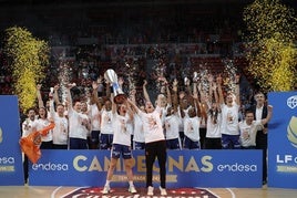 El Valencia Basket, celebrando su título de Liga.