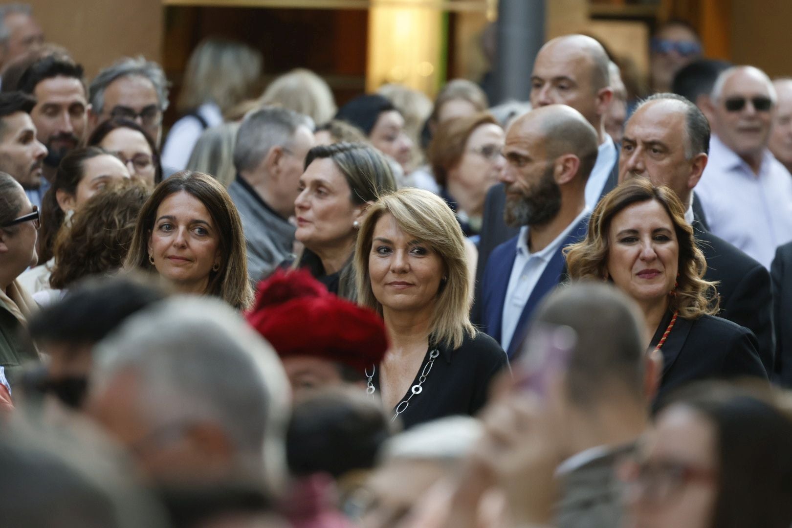 La procesión de la Virgen de los Desamparados, en imágenes