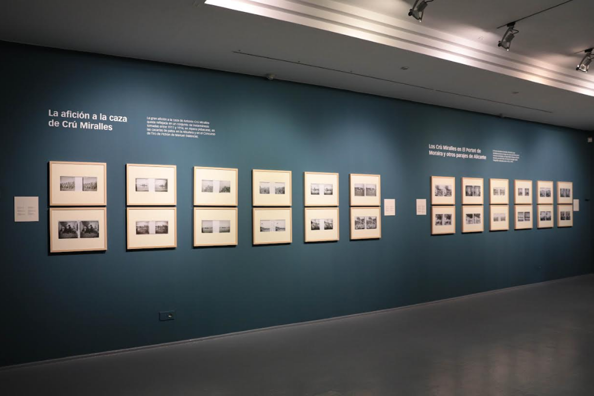 La Fundación Mediterráneo y el Foto Club redescubren la mirada de Vicente Gómez Novella en una exposición de fotografías inéditas en La Llotgeta de València
