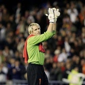 Cañizares, tras un partido con el Valencia.