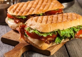 El pan es un alimento clave para bajar el colesterol alto.