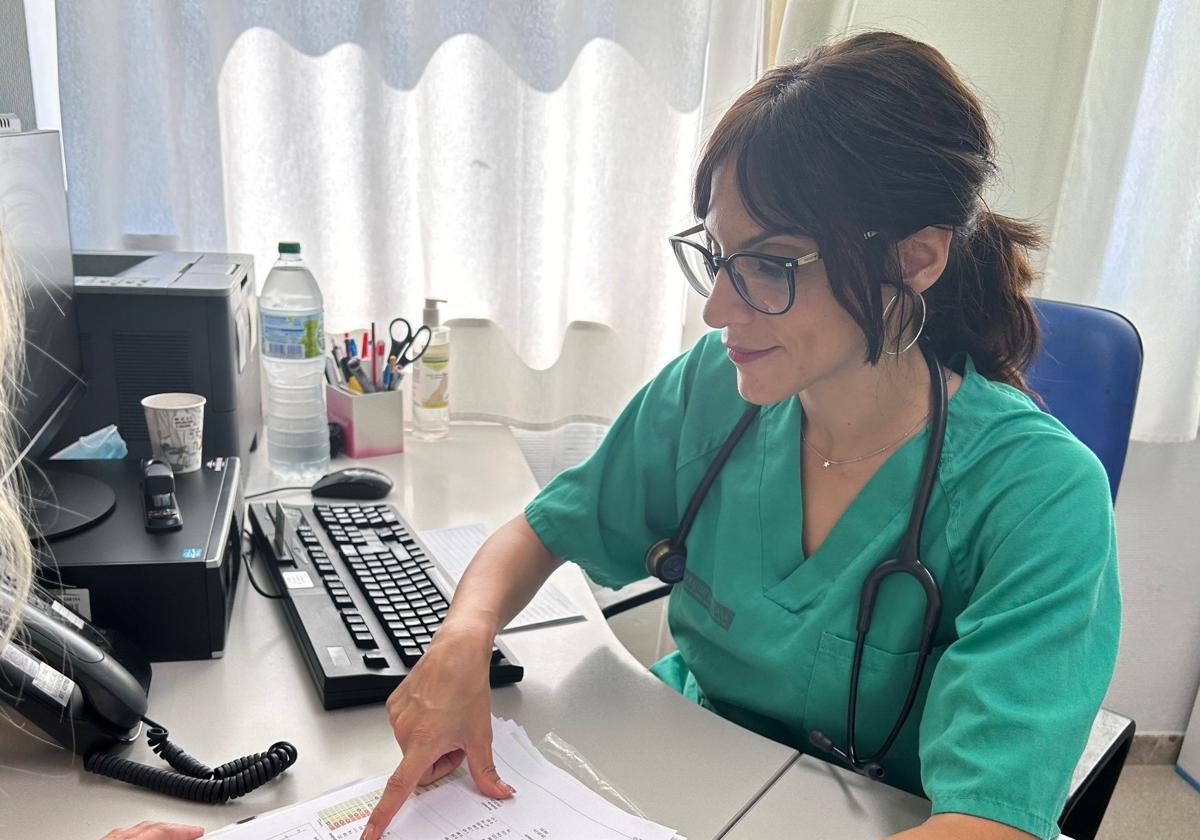 El Hospital de la Ribera ofrecerá terapia grupal para dejar de fumar
