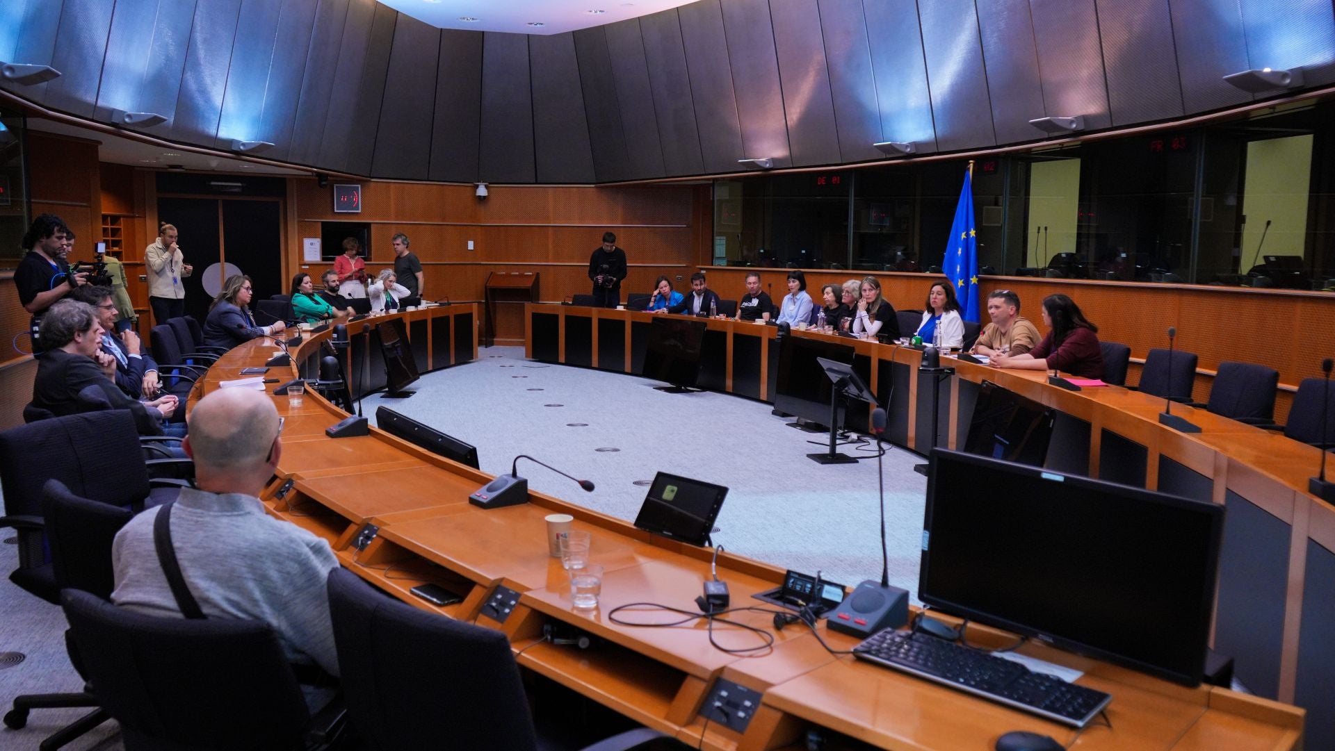 Bruselas recibe a las víctimas de la dana de Valencia
