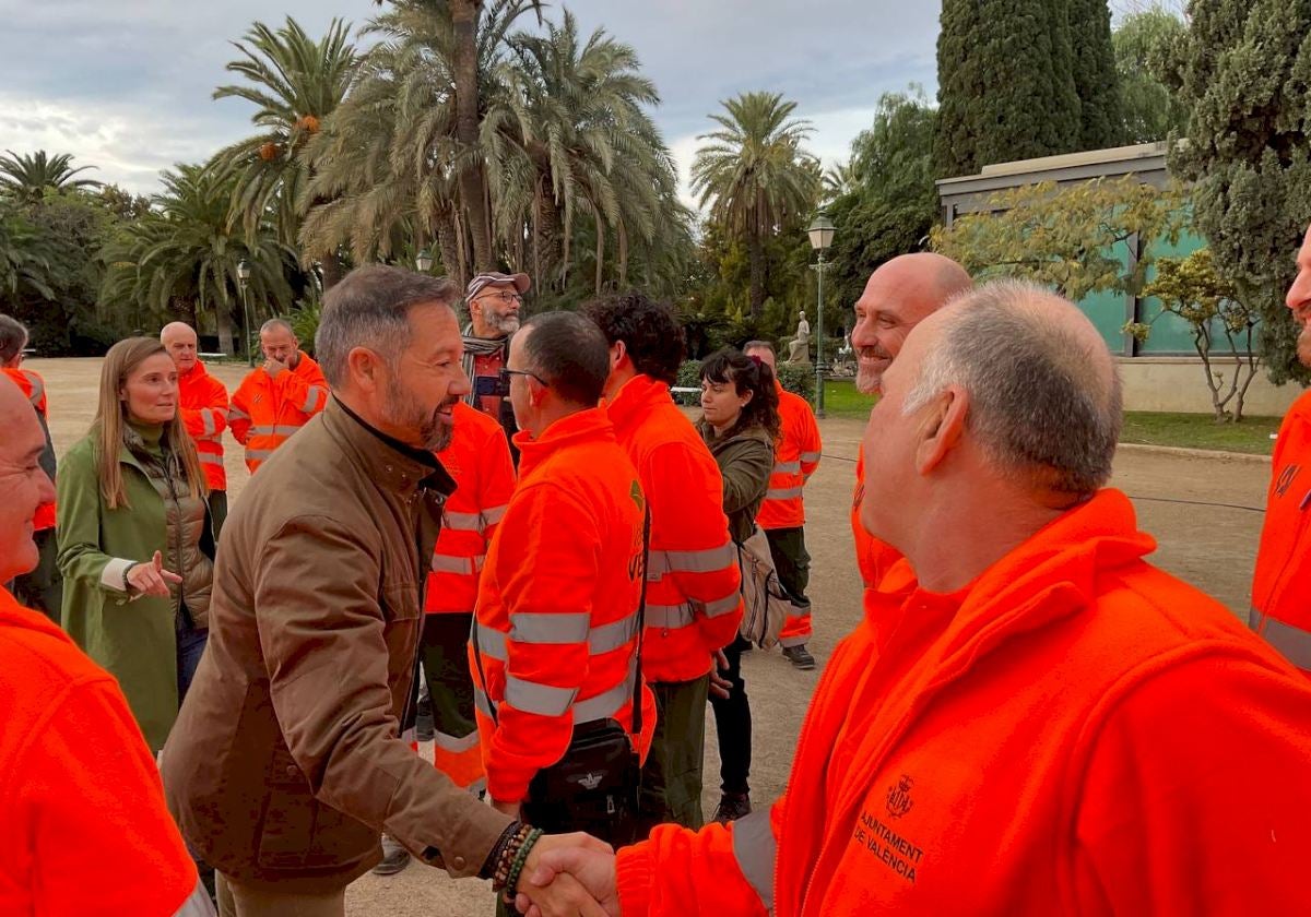 Badenas crea otro cisma: acusa a su compañera de grupo, Mónica Gil, de «vanagloriarse de homenajear a víctimas de la izquierda»
