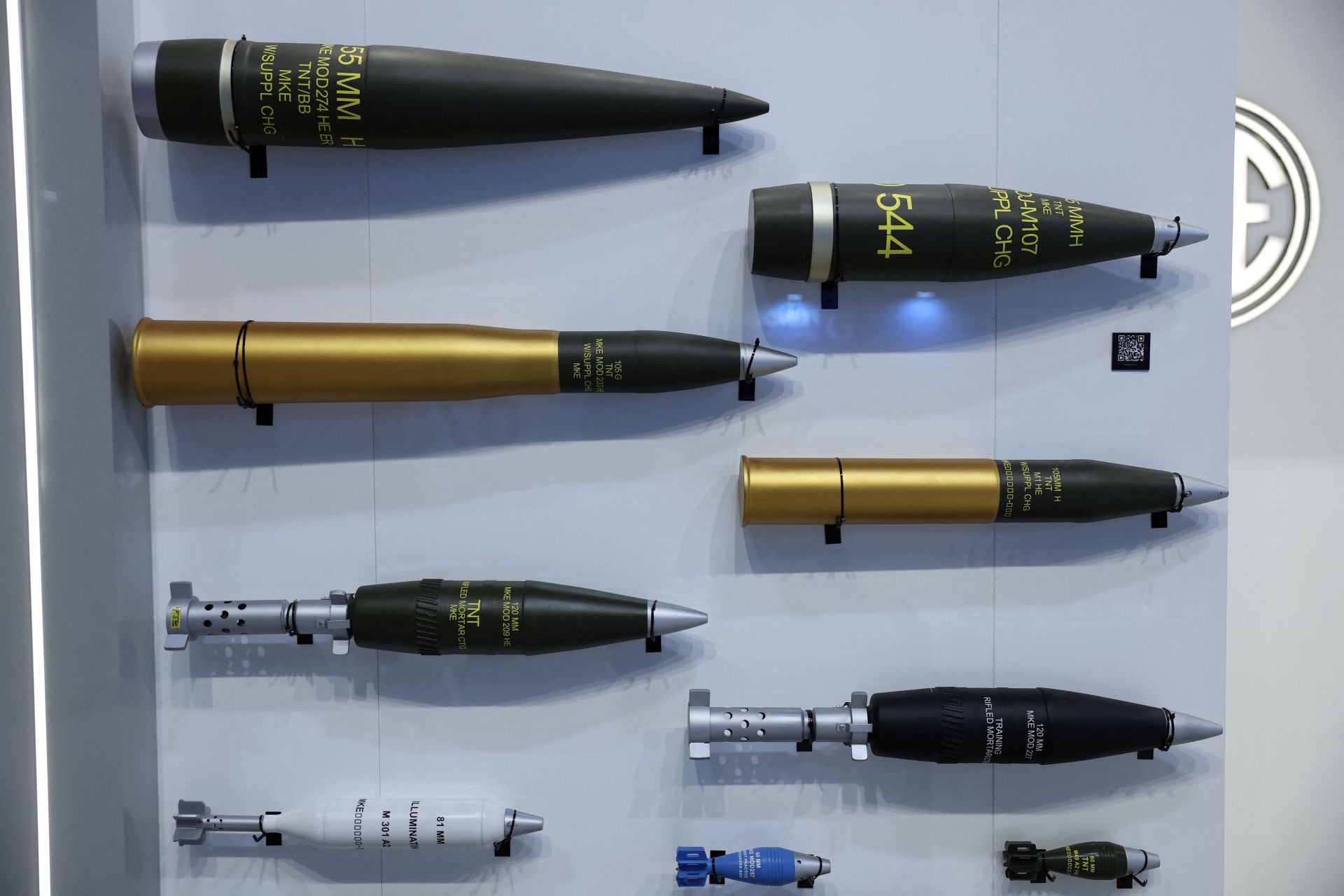 España muestra la última tecnología militar en FEINDEF