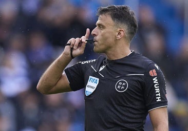 Ni con el VAR: los árbitros perjudican al Valencia dos veces en un mes