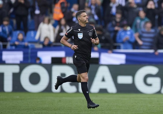 Gil Manzano ha indignado a todos los jugadores del Valencia.