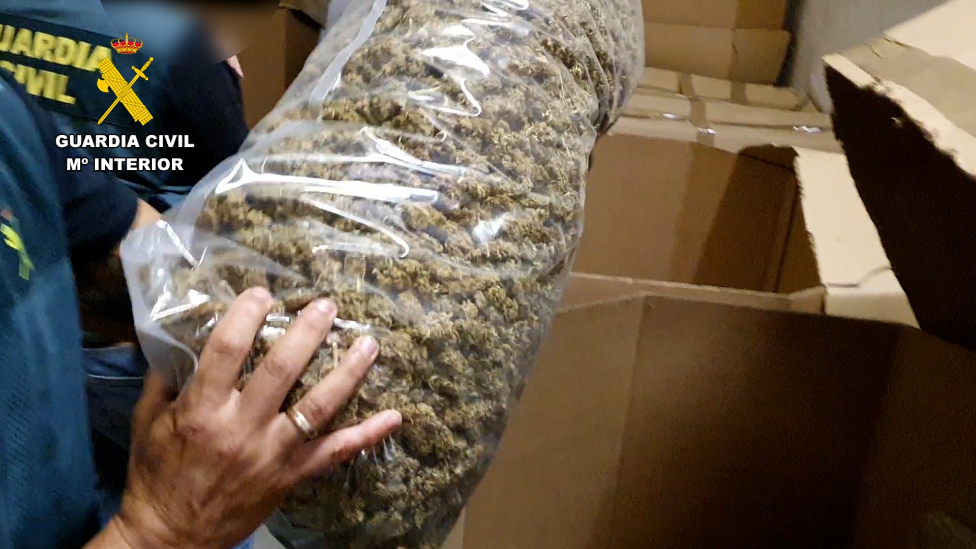 Imagen de archivo de un paquete de marihuana.