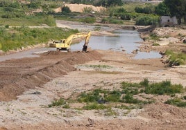 Trabajos en el Turia, en una imagen facilitada por el Ayuntamiento.
