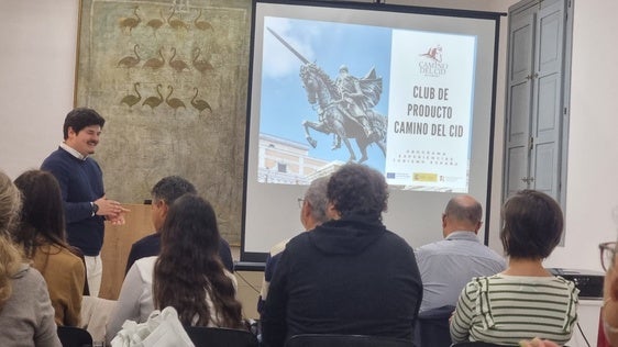 Momento del encuentro de los miembros del club que se ha celebrado en Xàtiva.