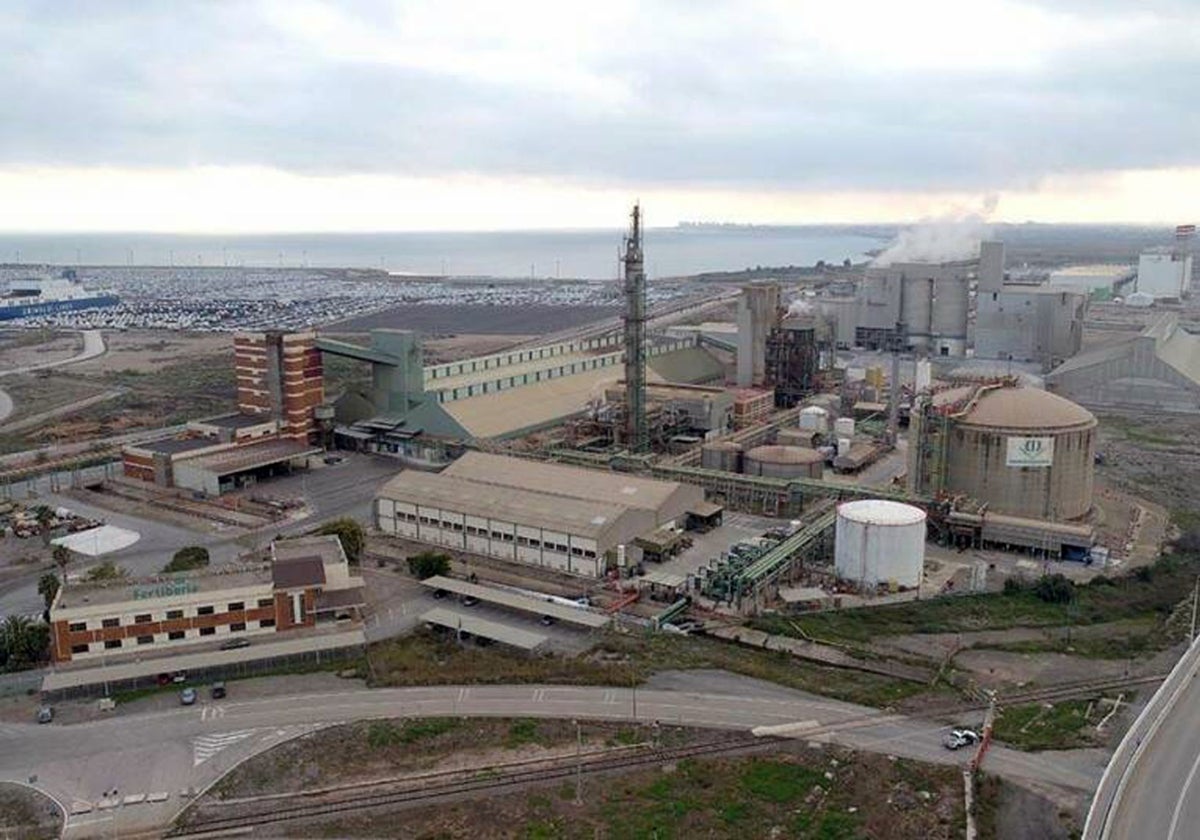Instalaciones de Fertiberia en Sagunto.