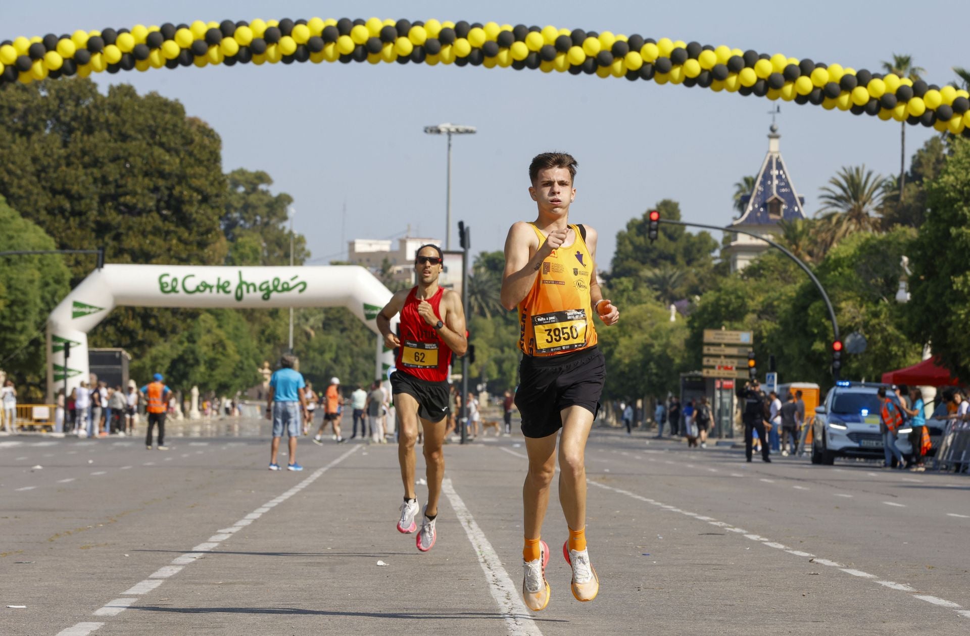Las mejores fotos de la Volta a Peu Valencia 2025
