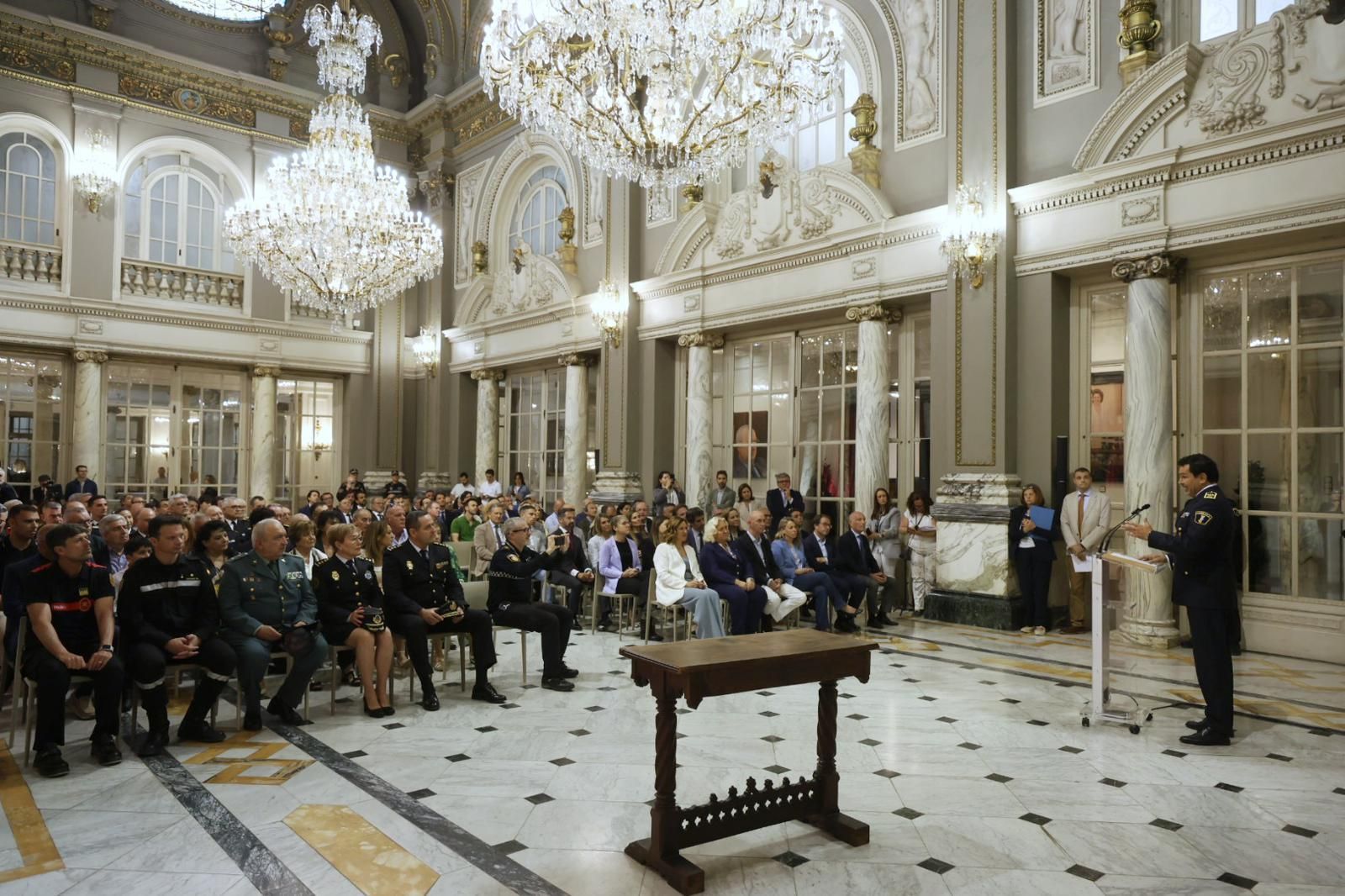 Toma de posesión de Ángel Albendín, nuevo jefe de la Policía Local de Valencia