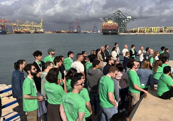 Una de las jornadas de trabajo en el puerto de Valencia.