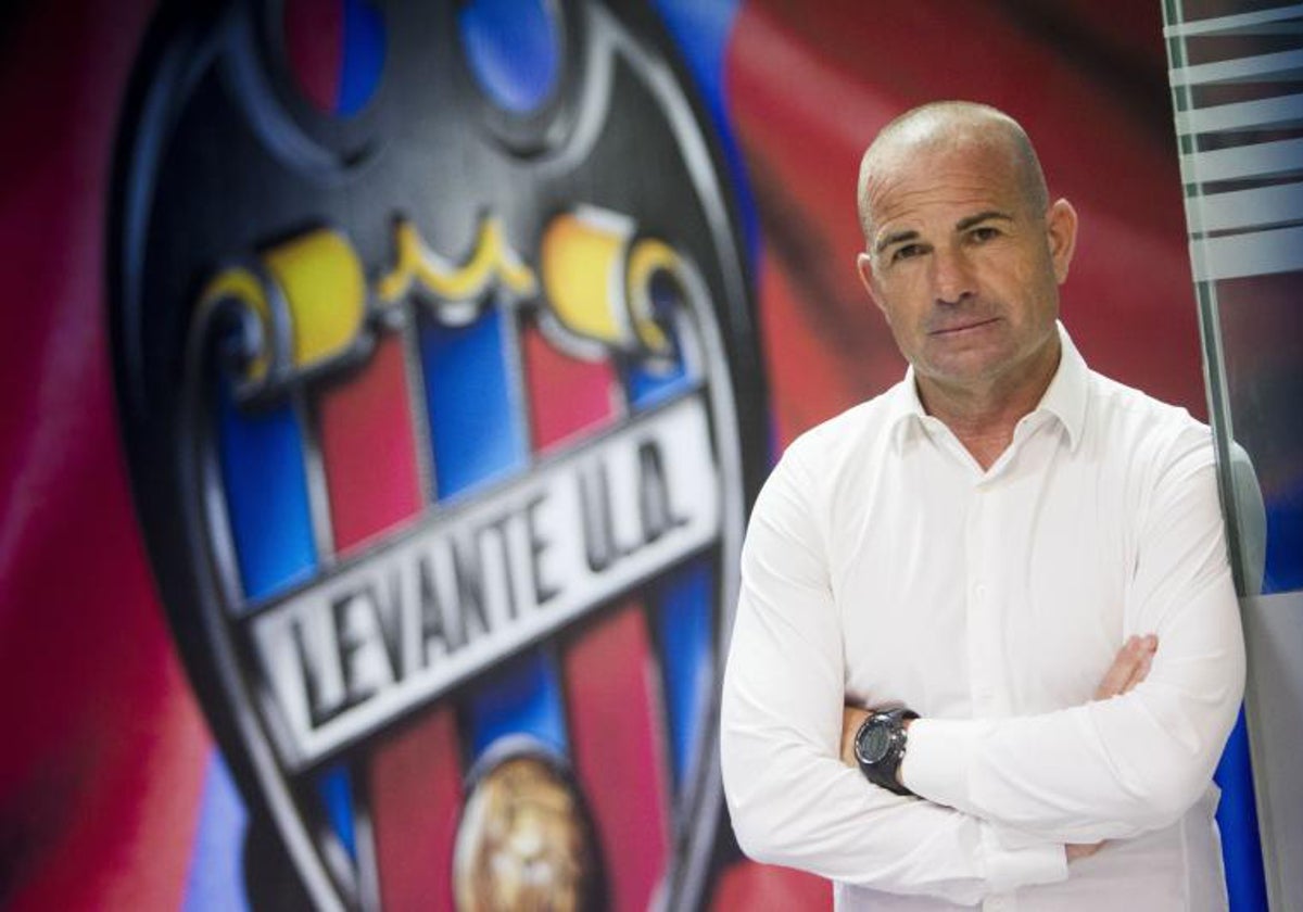 Paco lópez: «ojalá el levante suba y solucione todos sus problemas» | las provincias