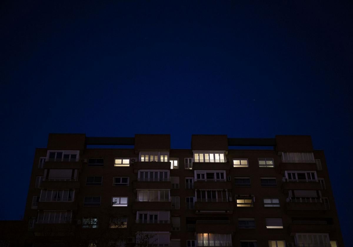 Fotos recurso de precios luz.