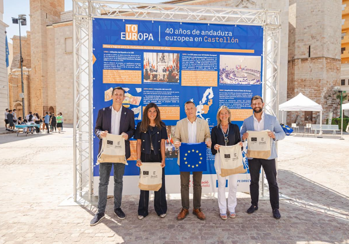 Burriana celebra los 40 Años de la andadura europea de España