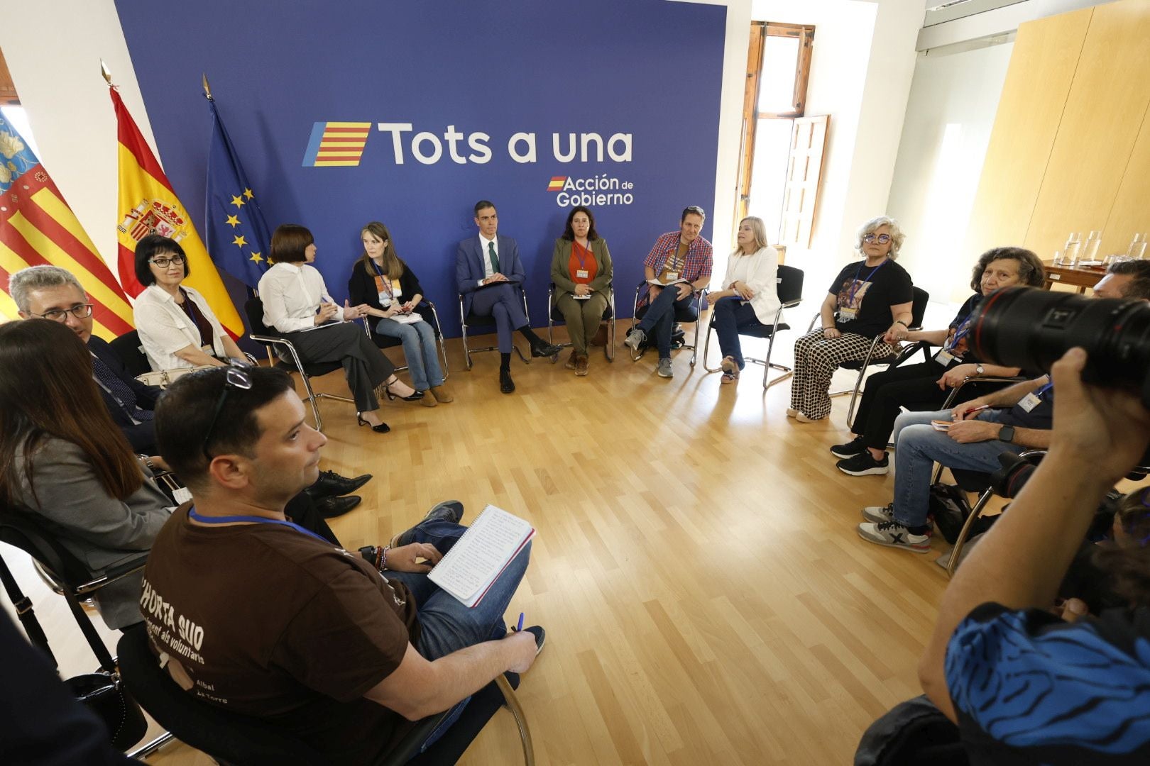 FOTOS | Sánchez se reúne con las víctimas de la dana en Valencia