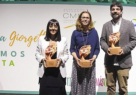 Los ganadores del premio.