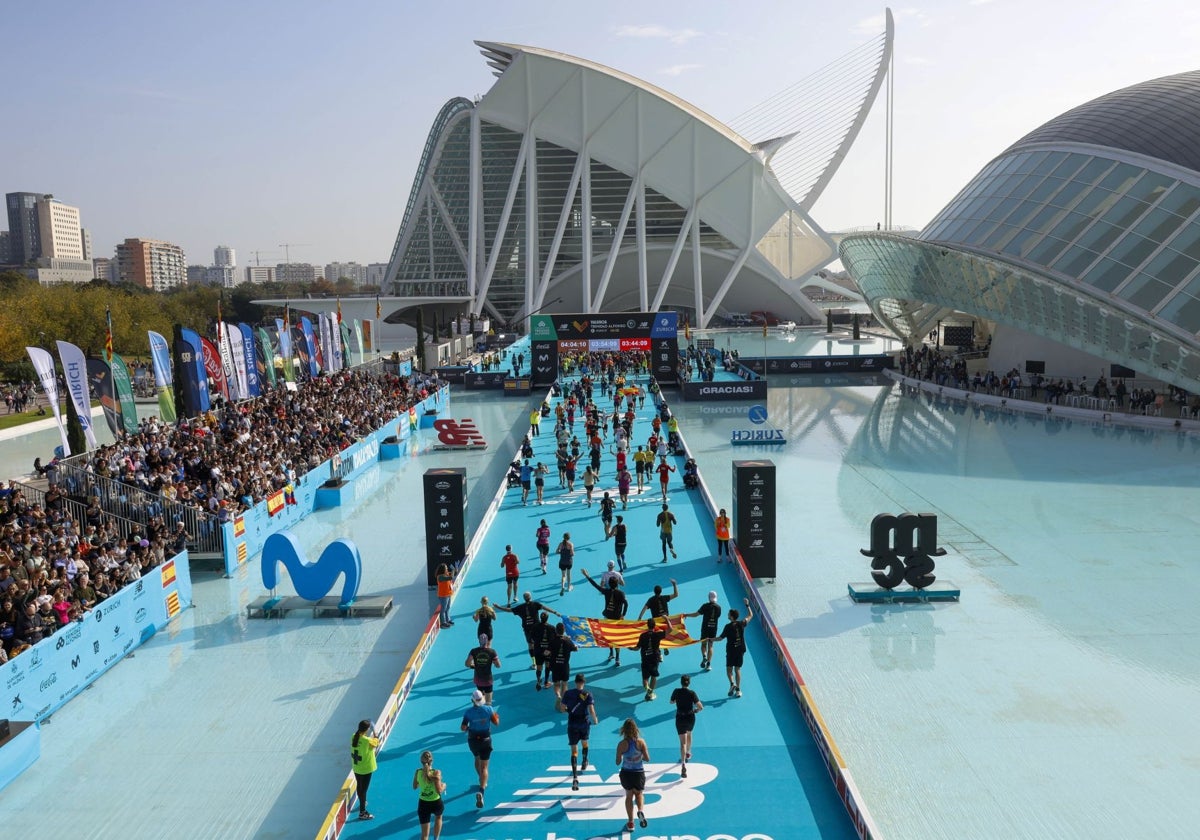 Maratón y Medio Maratón Valencia 2024.