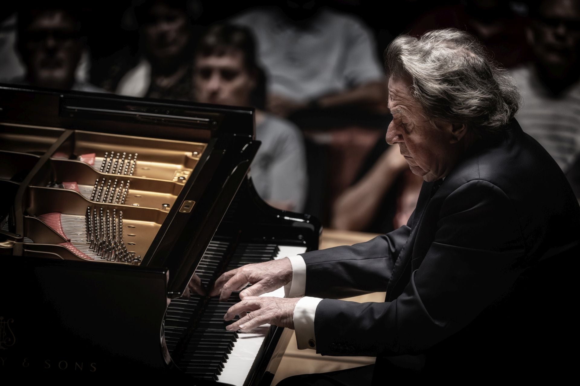 Buchbinder, en el Palau de la Música de Valencia.