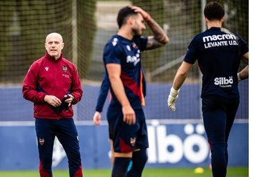 Calero, sobre el ascenso: «La importancia de las cosas se la damos nosotros, y esta es mi Champions League»