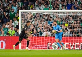 Mamardashvili, durante el partido contra el Real Betis.