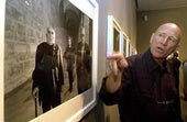 Sebastiao Salgado, en la inauguración de la II Bienal de Valencia en 2003.
