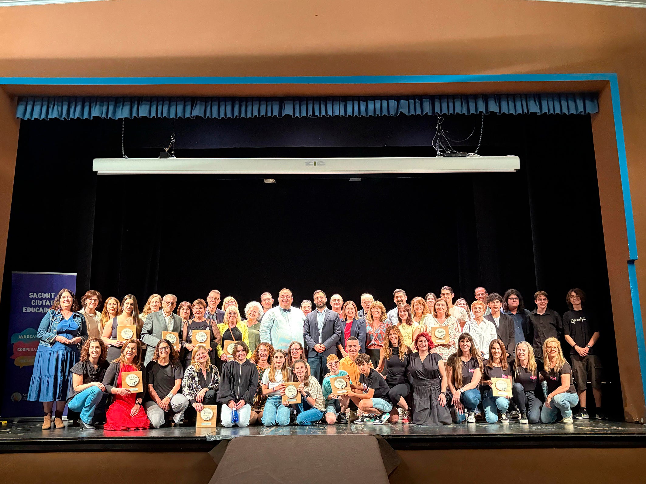 La II Trobada Educativa Ciutat de Sagunt premia a las personas más destacadas del municipio